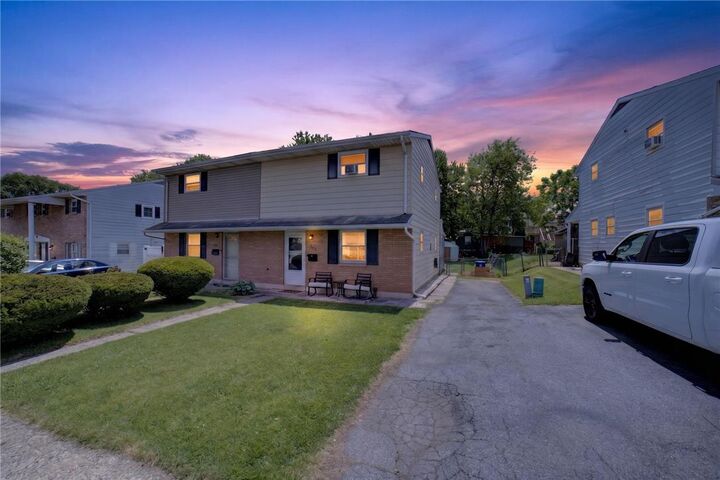 Property Photo:  283 Poplar Street  PA 18032 