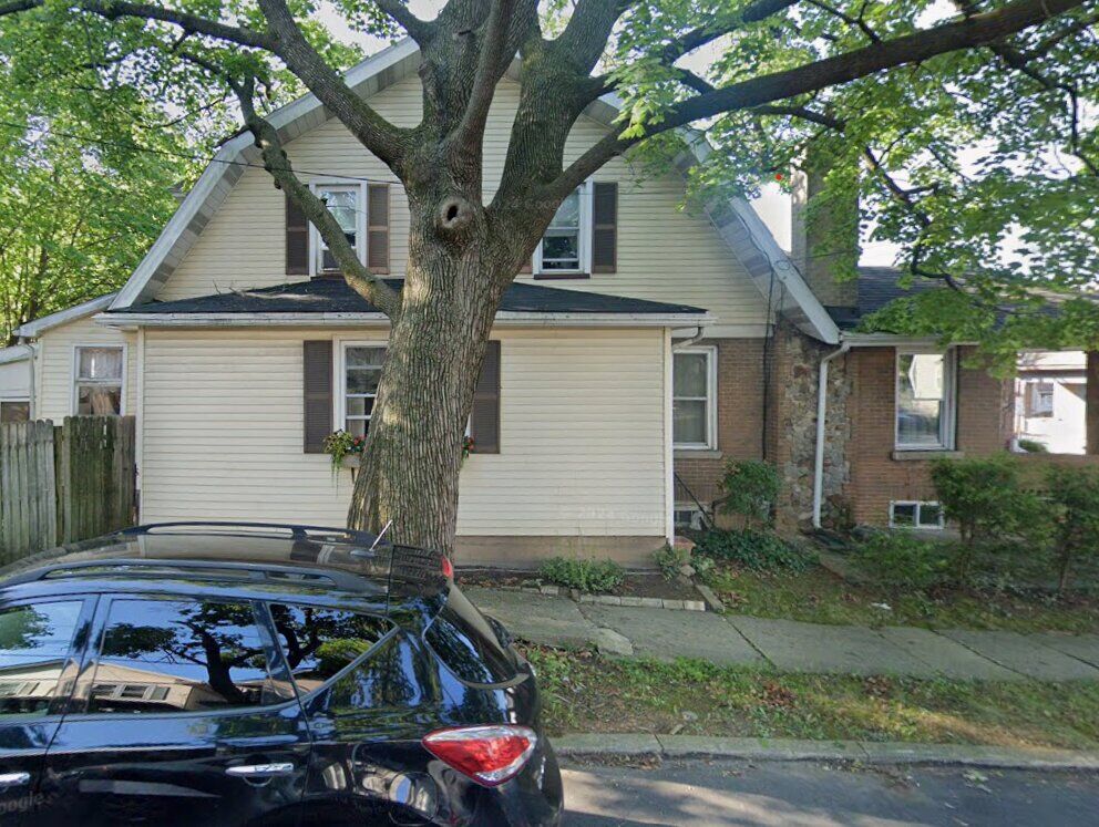 Property Photo: 2321 Sycamore Street 2 PA 18042