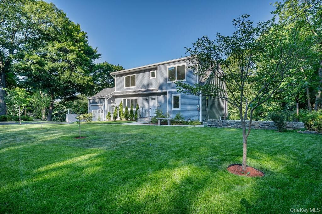 Property Photo:  22 Oxford Road  NY 10706 