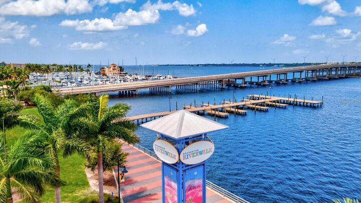 Property Photo:  12471 Natureview Circle  FL 34212 