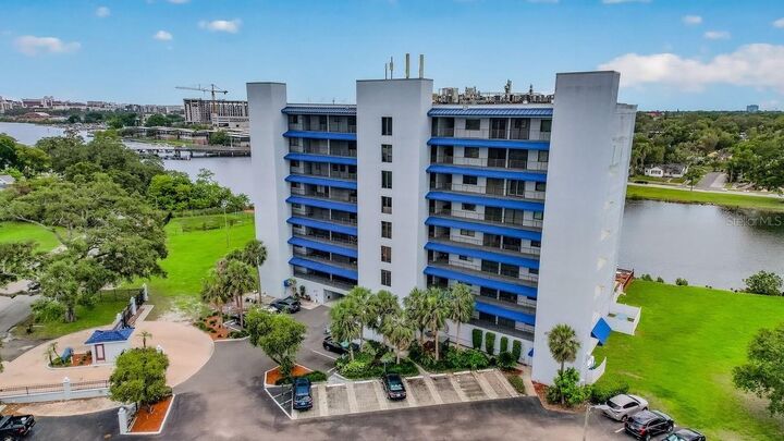 Property Photo:  2780 N Riverside Drive 702  FL 33602 