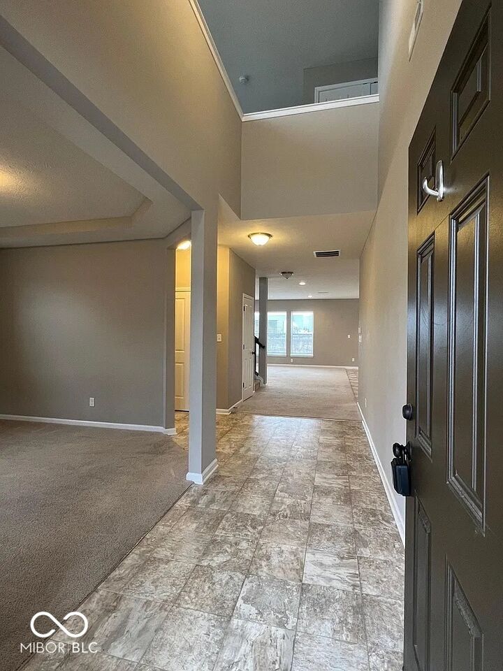 Property Photo:  1443 Classic Avenue  IN 46143 