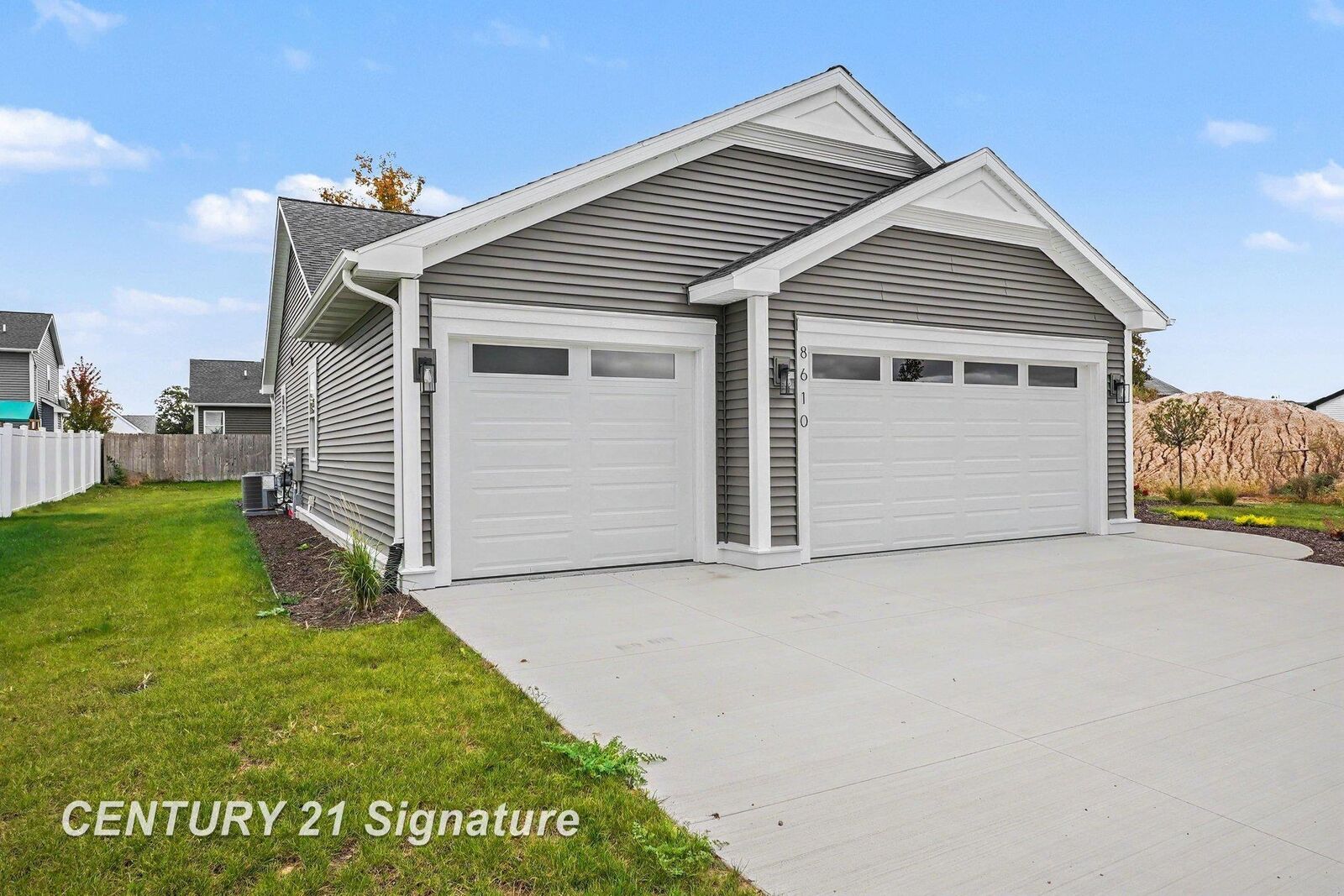 Property Photo:  8610 Foxtail Trail  MI 48623 