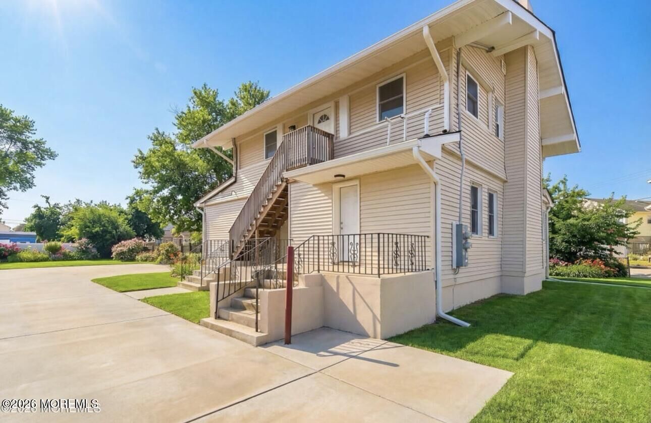 Property Photo:  40 Twilight Avenue  NJ 07734 
