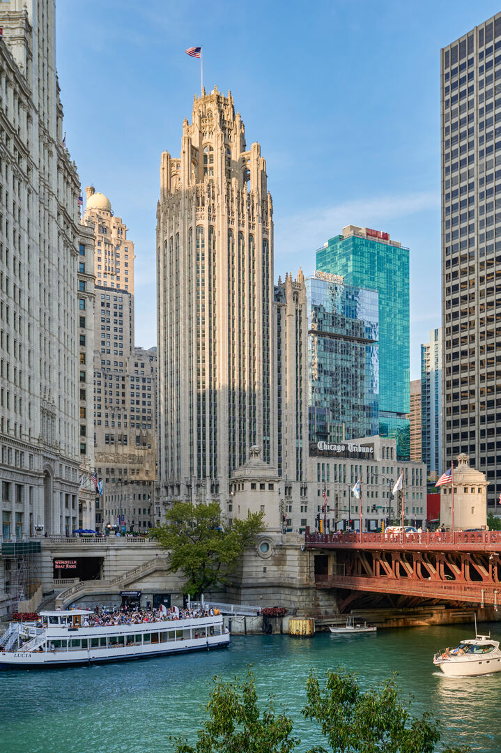 Property Photo:  435 N Michigan Avenue 701  IL 60611 