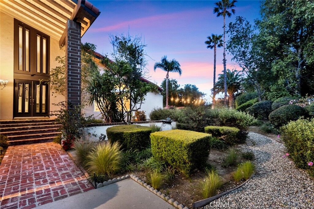 Property Photo:  20138 Greenbriar  CA 91356 
