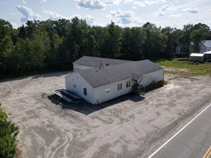 Property Photo:  235 Hunnewell Avenue  ME 04967 