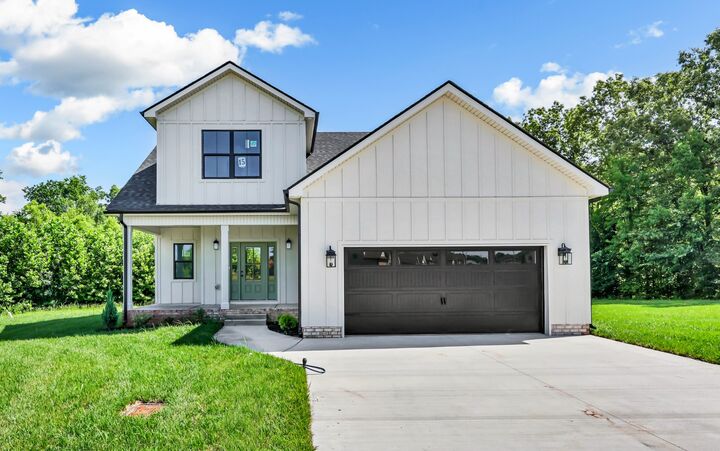 Property Photo: 357 Chase Dr TN 37043
