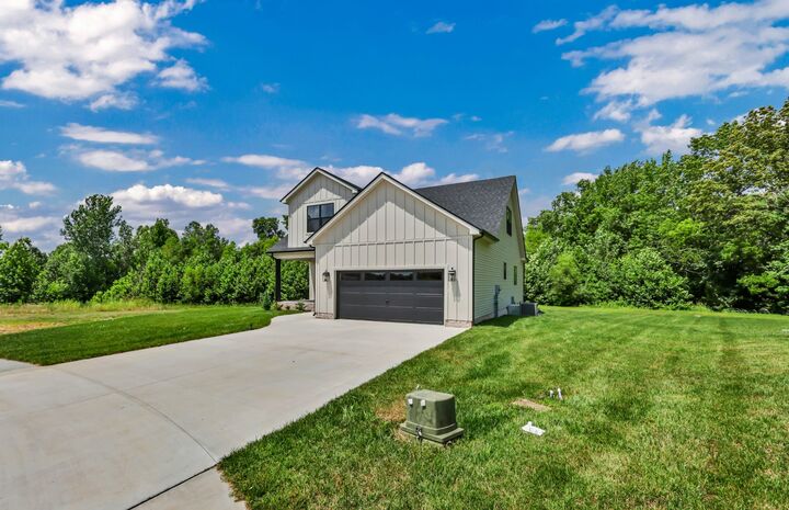 Property Photo:  357 Chase Dr  TN 37043 