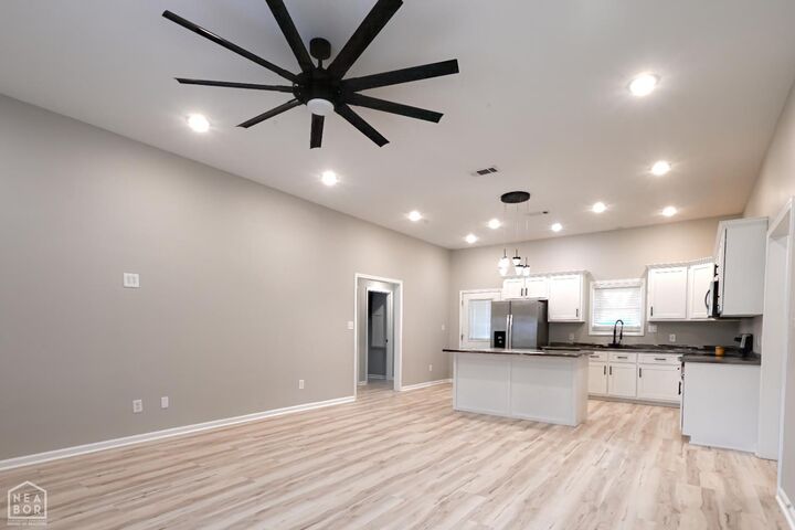 Property Photo:  607 Lanes Way  AR 72442 