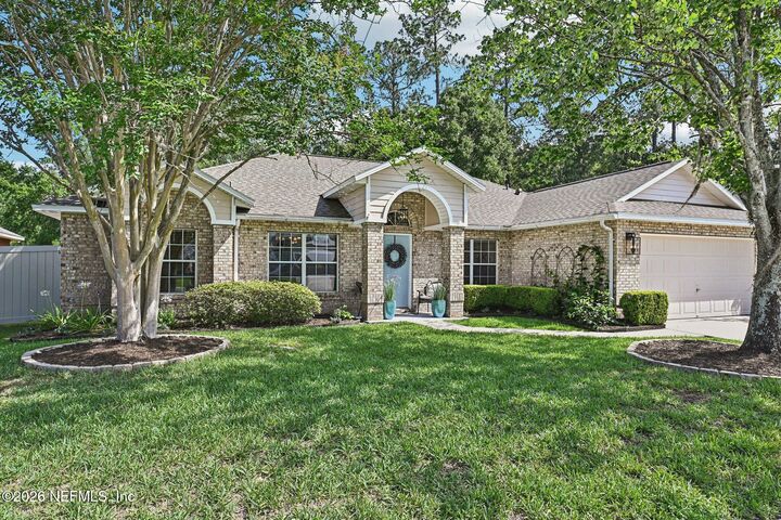 Property Photo: 10383 Meadow Point Drive FL 32221