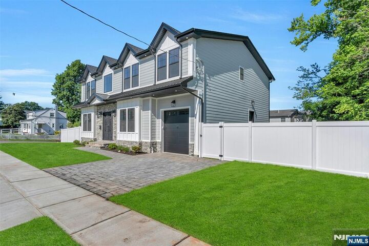 Property Photo:  66 Westview Drive  NJ 07621 