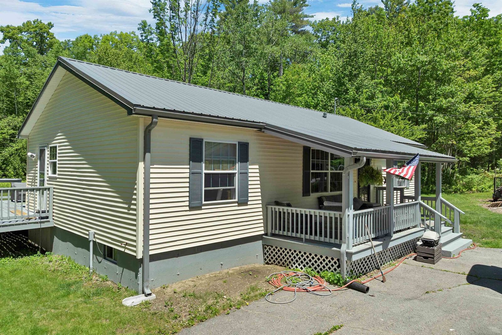 Property Photo:  7 Overlook Drive  NH 03226 