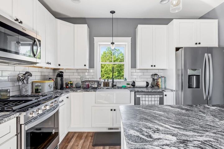 Property Photo:  14 Eisenhower Drive  NH 03867 