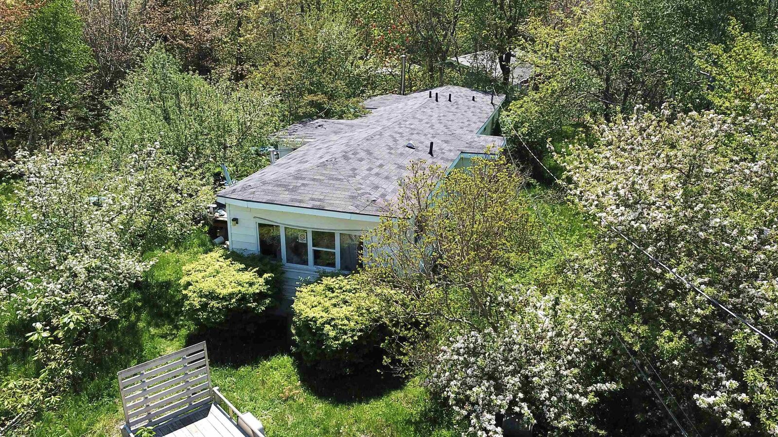 Property Photo:  2 Vivian Lane  NS B2W 1E5 
