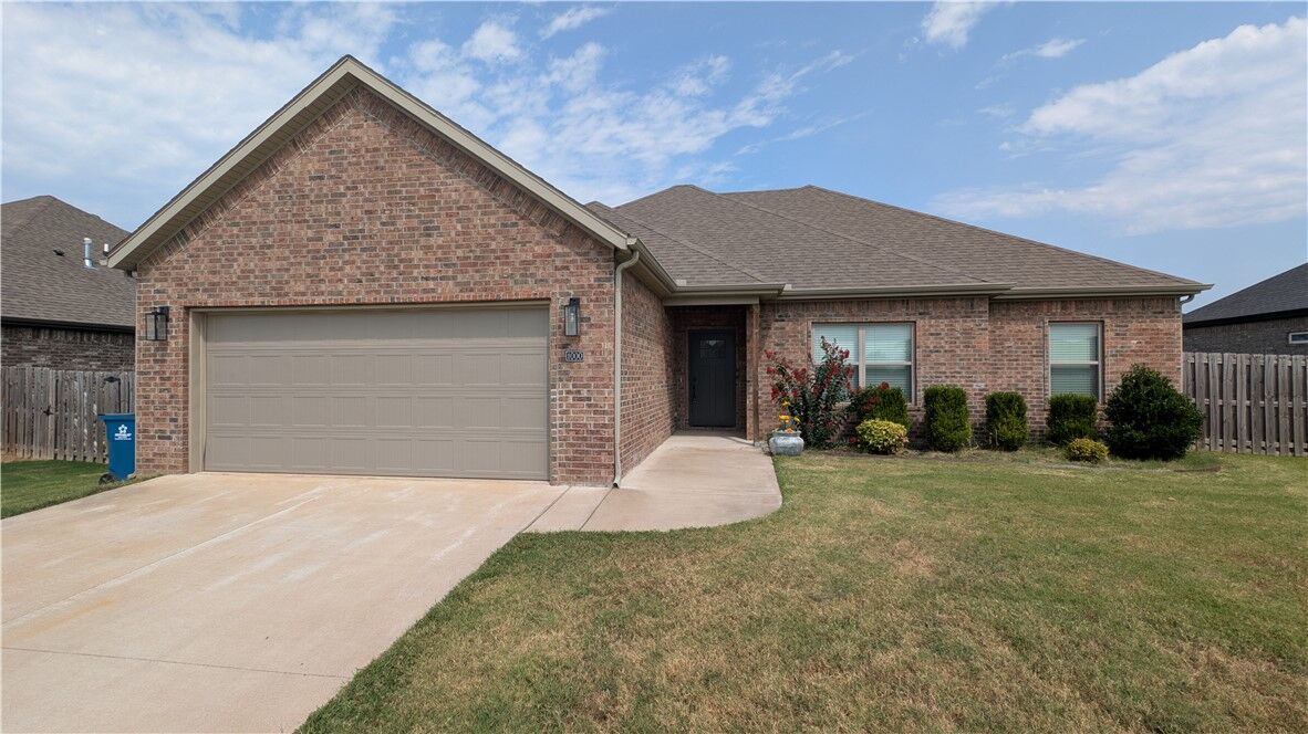 Property Photo: 1000 Tracey Lane AR 72751