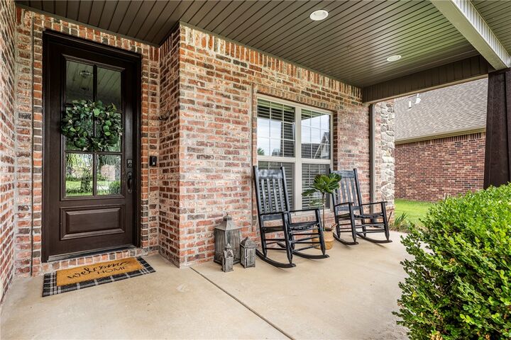 Property Photo:  4201 Willowbend Drive  AR 72758 