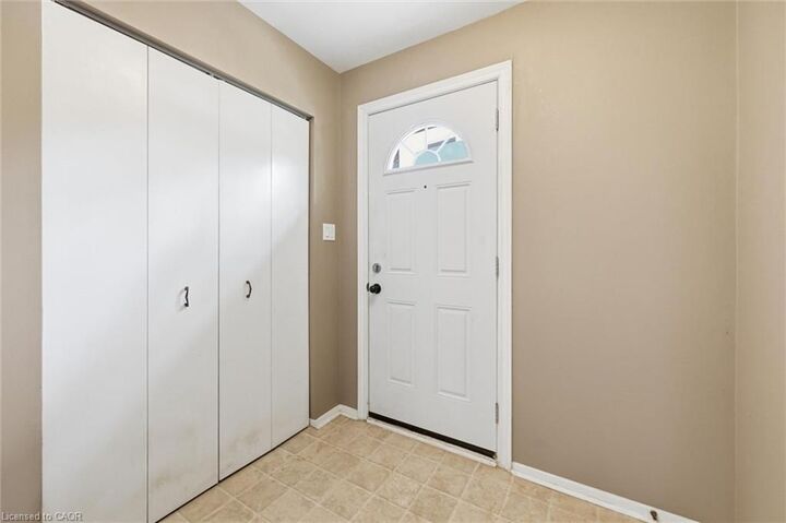 Property Photo:  5475 Lakeshore Road 107  ON L7L 1E1 