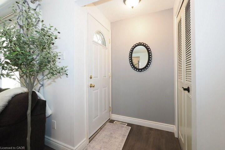 Property Photo:  279 Sandowne Drive 32  ON N2K 2C1 