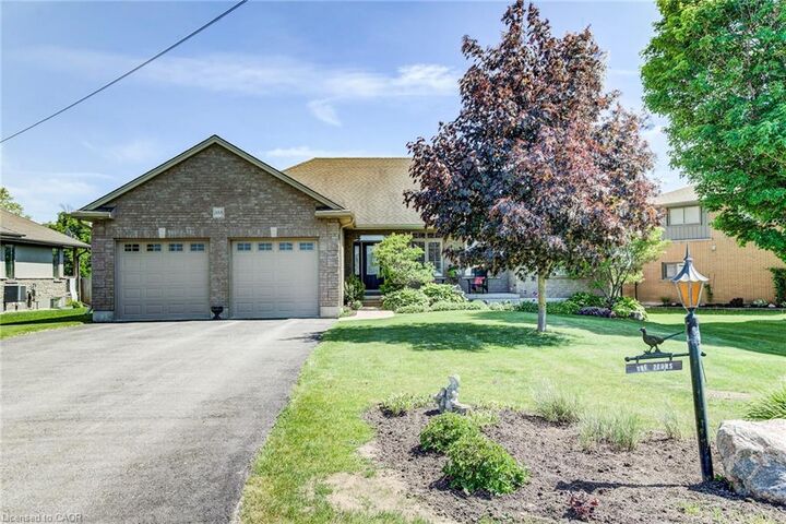 Property Photo:  355 Woodstock Street S  ON N0B 2R0 