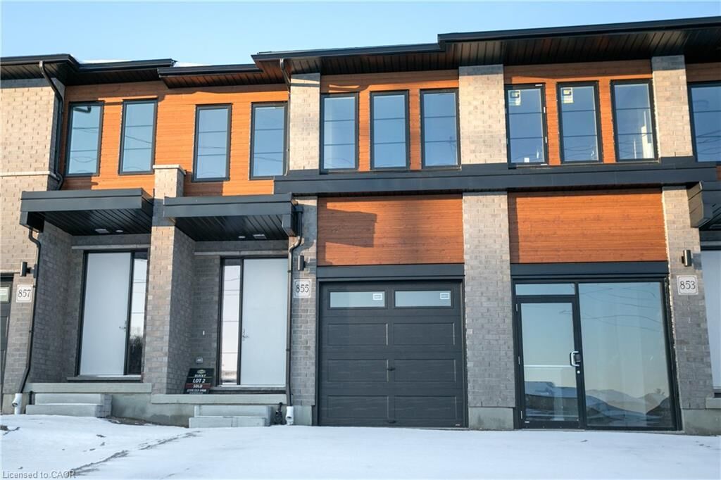 Property Photo:  855 Robert Ferrie Drive  ON N2R 0P2 