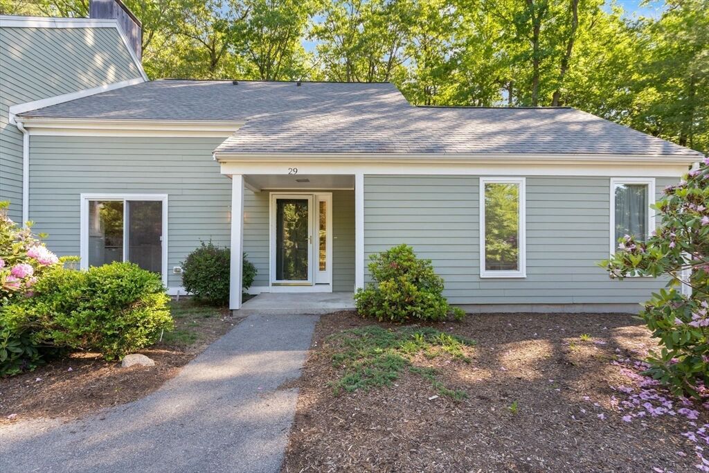 Property Photo:  29 Fifer Ln 29  MA 02420 
