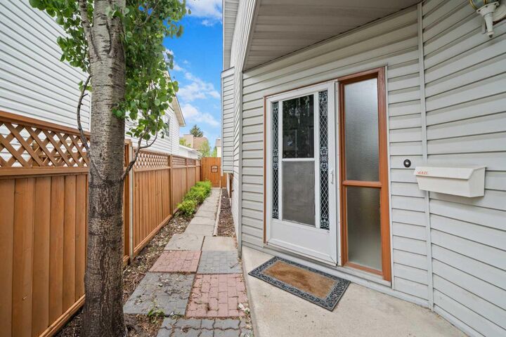 Property Photo:  107 Tararidge Close NE  AB T3J 2P1 