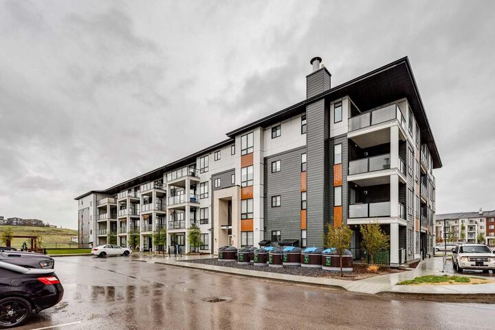 Property Photo:  15 Sage Meadows Landing NW 6413  AB T3P 1E5 