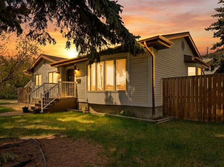 Property Photo: 124 Martin Close AB T4R 1R8