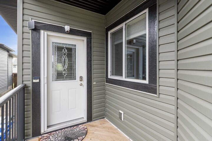 Property Photo:  26 Violet Close  AB T4H 0E4 