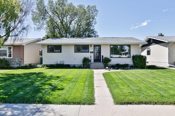 2700 12 Avenue N — photo 1