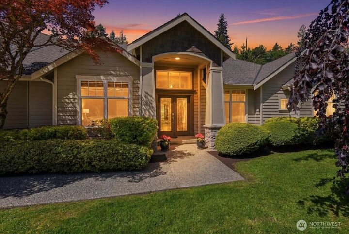 Property Photo:  4622  113th Avenue SE  WA 98290 