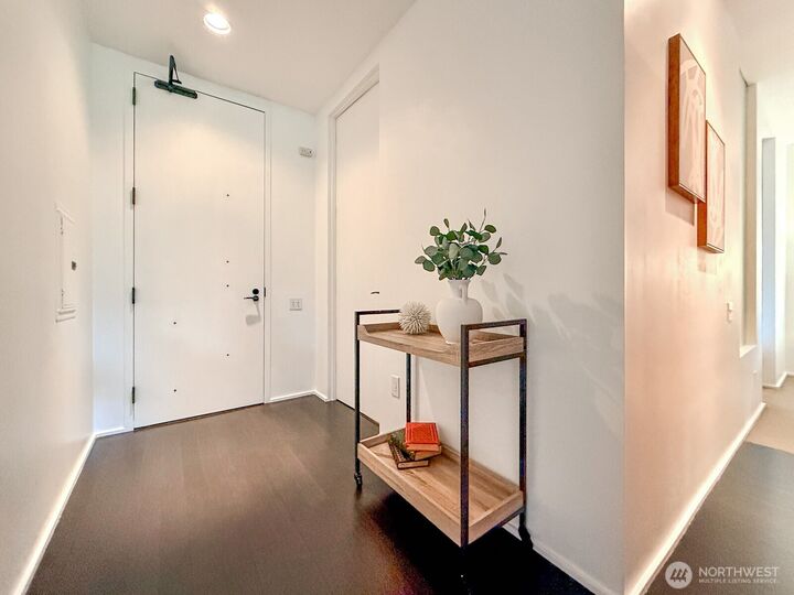 Property Photo: 1111 E Pike Street 303 WA 98122