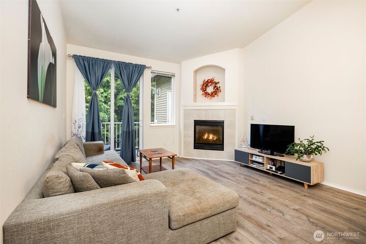 Property Photo: 12712 Admiralty Way G302 WA 98204
