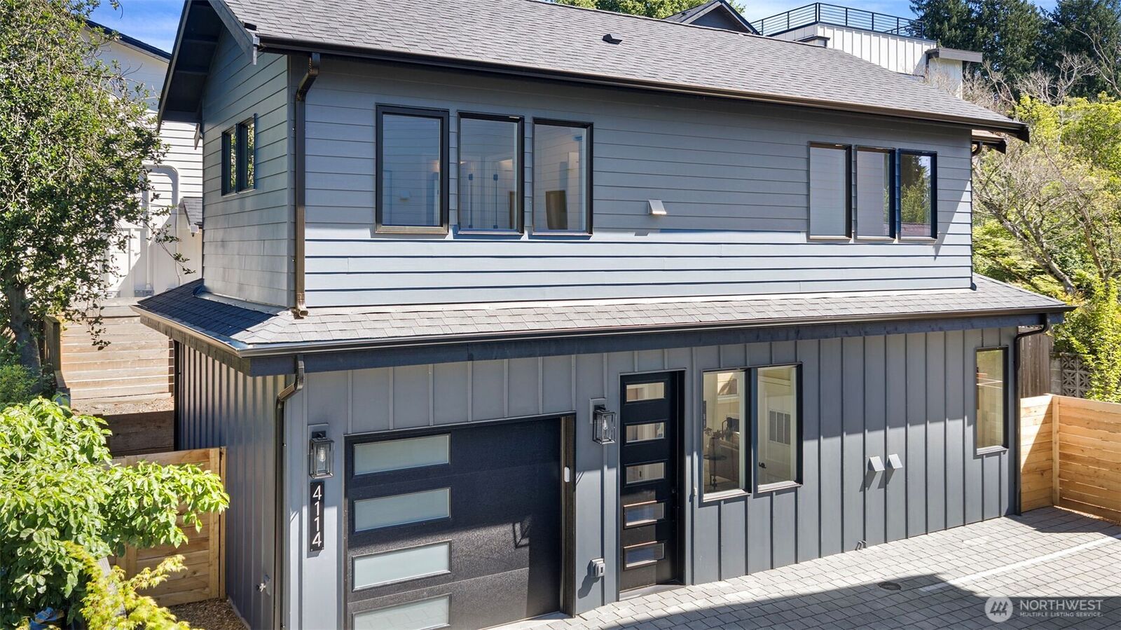 Property Photo:  4114 NE 60th Street  WA 98115 