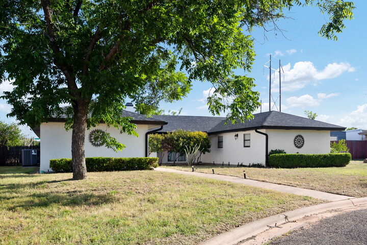 Property Photo:  3601 Tridens Trail  TX 76904 