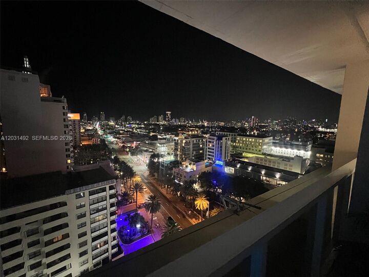 Property Photo: 100 Lincoln Rd Ph12 FL 33139