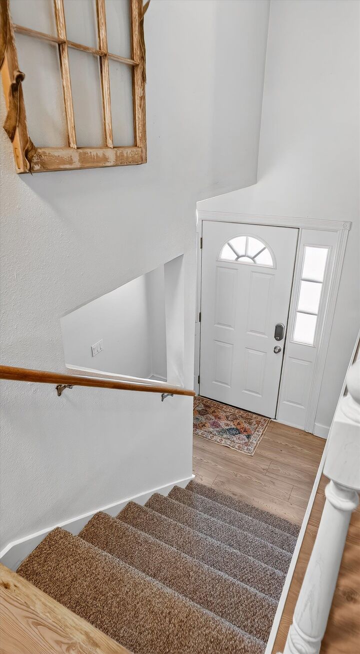 Property Photo:  523 E Fellows St  WA 99022 