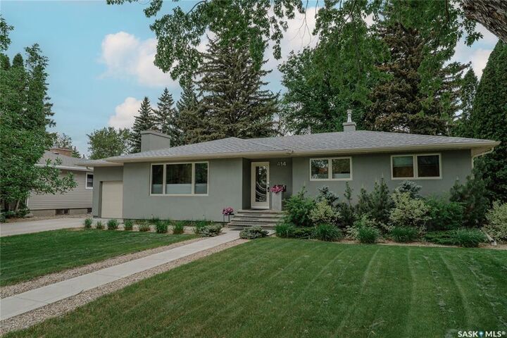 Property Photo:  414 Lake Crescent  SK S7H 3A4 
