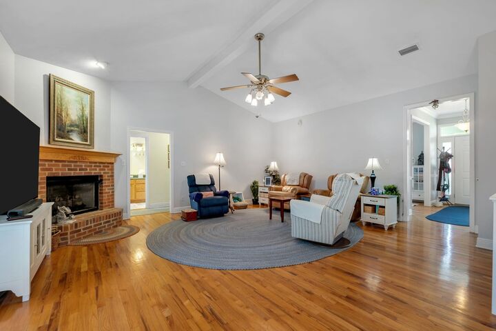 Property Photo:  10519 Casanova Drive  FL 32317 