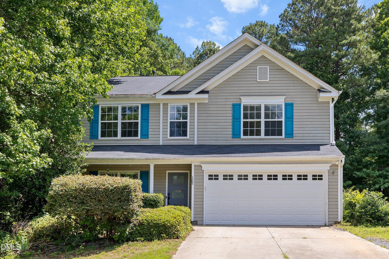 Property Photo: 105 Chilmark Ridge Drive NC 27540