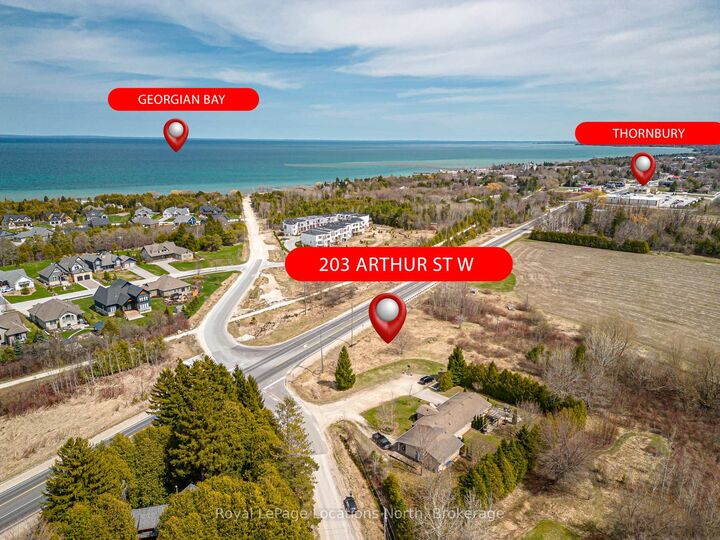 Property Photo:  203 Arthur Street W  ON N0H 2P0 