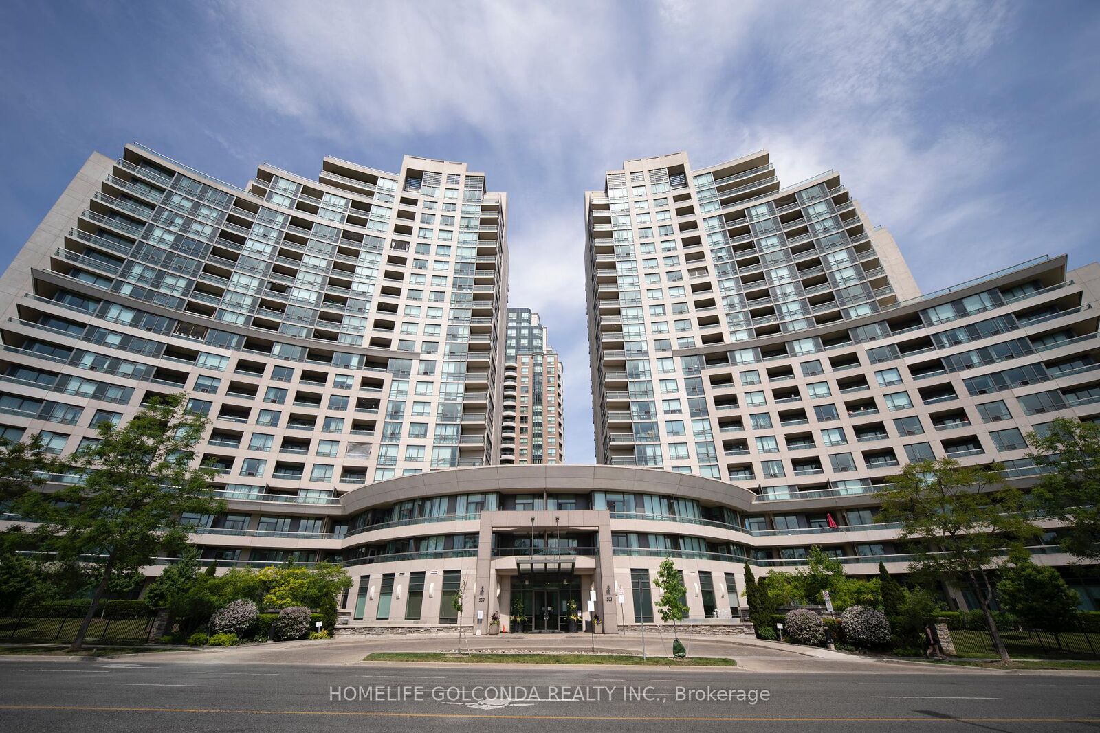 Property Photo: 509 Beecroft Road 1106 ON M2N 0A3