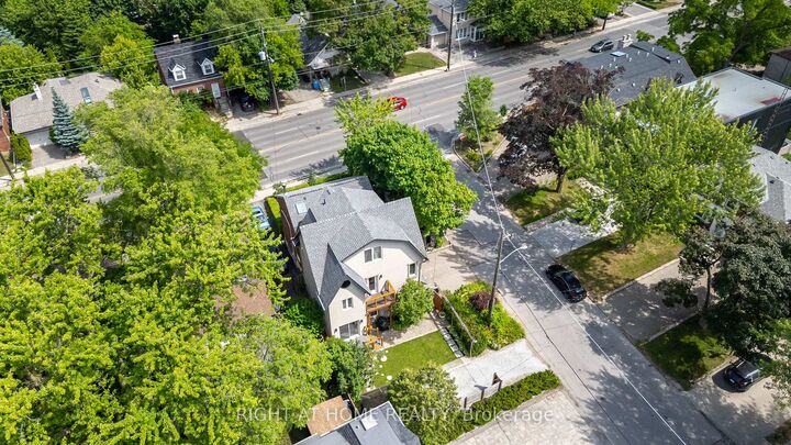 107 Otter Crescent — photo 1