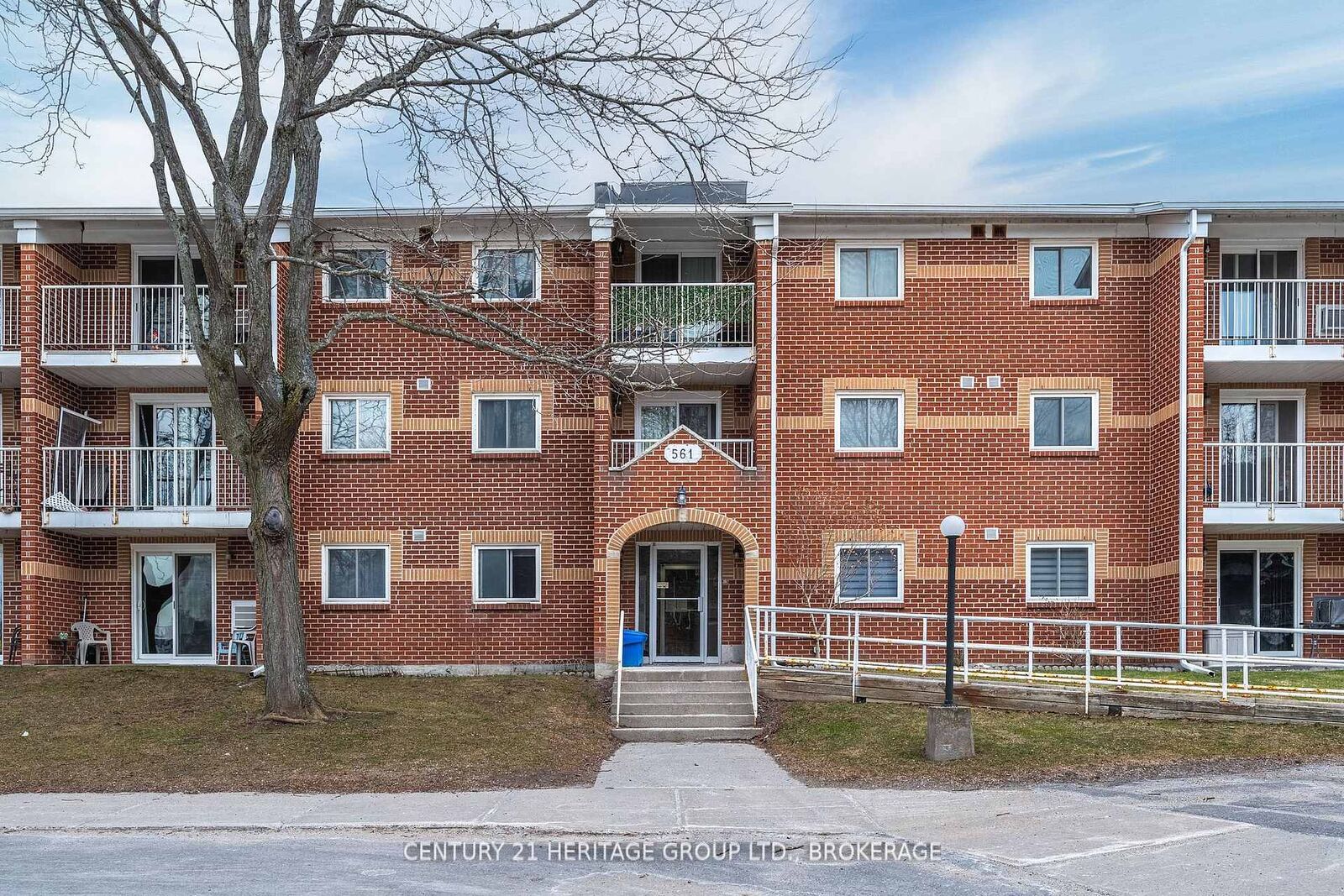 Property Photo: 561 Armstrong Road 202 ON K7M 8J9