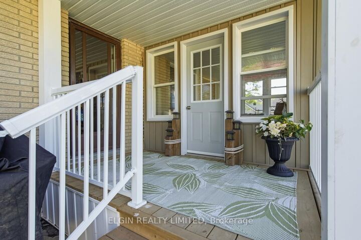 Property Photo: 9022 Iona Road ON N0L 1P0