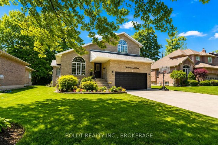 Property Photo:  10 Westwood Drive  ON L3K 6B8 