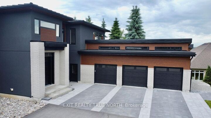 Property Photo: 57 Glenhuron Drive ON L4M 6T4
