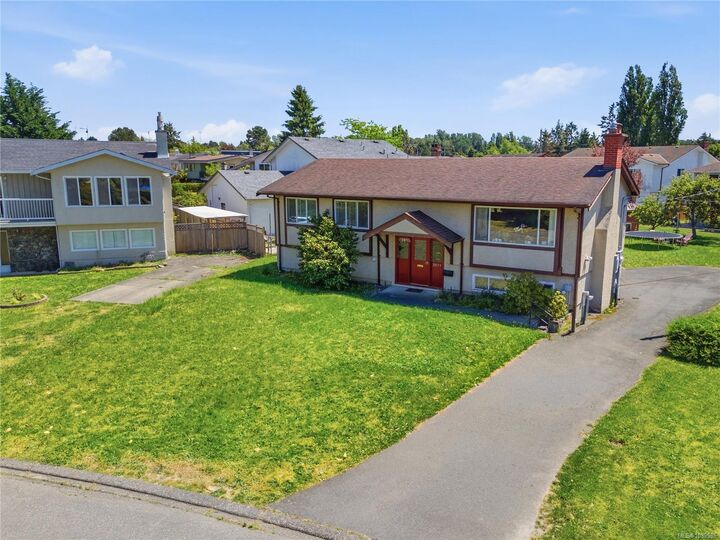 Property Photo:  3971 Cedarwood St  BC V8N 3N3 