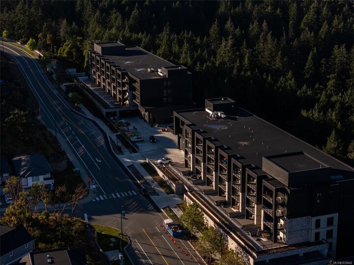 Property Photo: 2341 Bear Mountain Pkwy #413 BC V9B 6V1